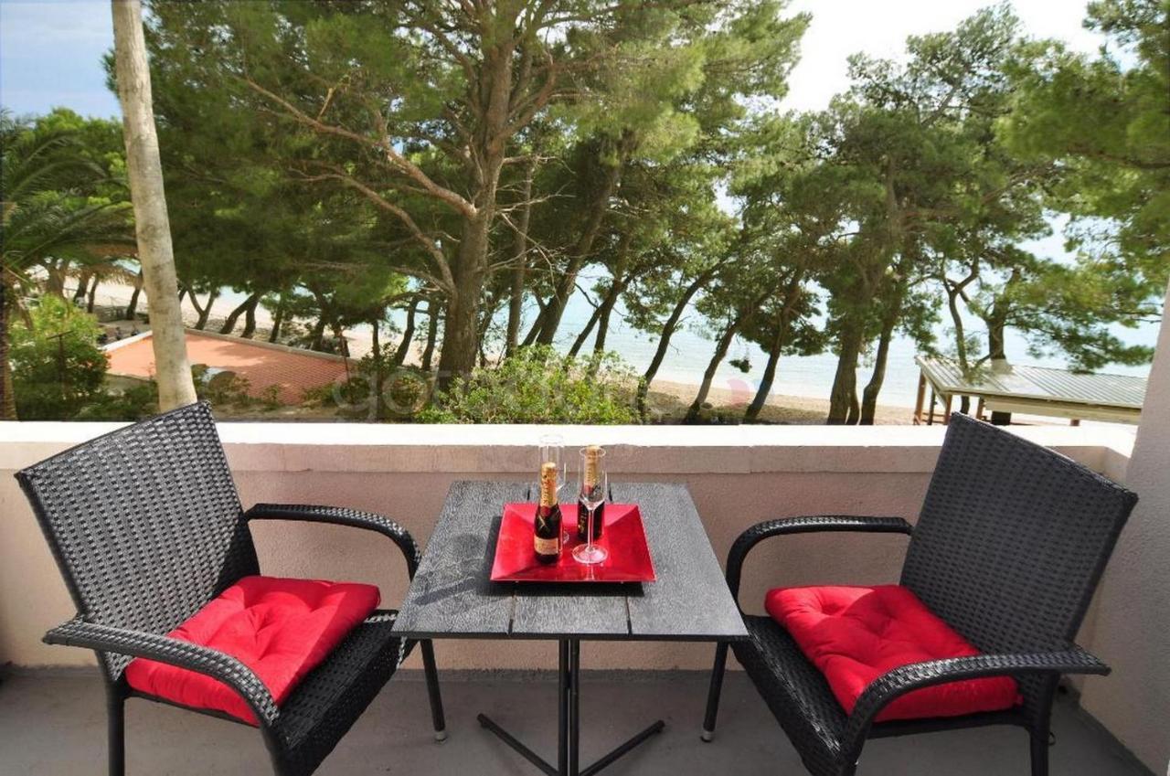 Beachfront Deluxe B&B มาคาร์สกา ภายนอก รูปภาพ