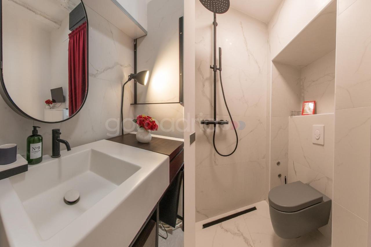 Beachfront Deluxe B&B มาคาร์สกา ภายนอก รูปภาพ