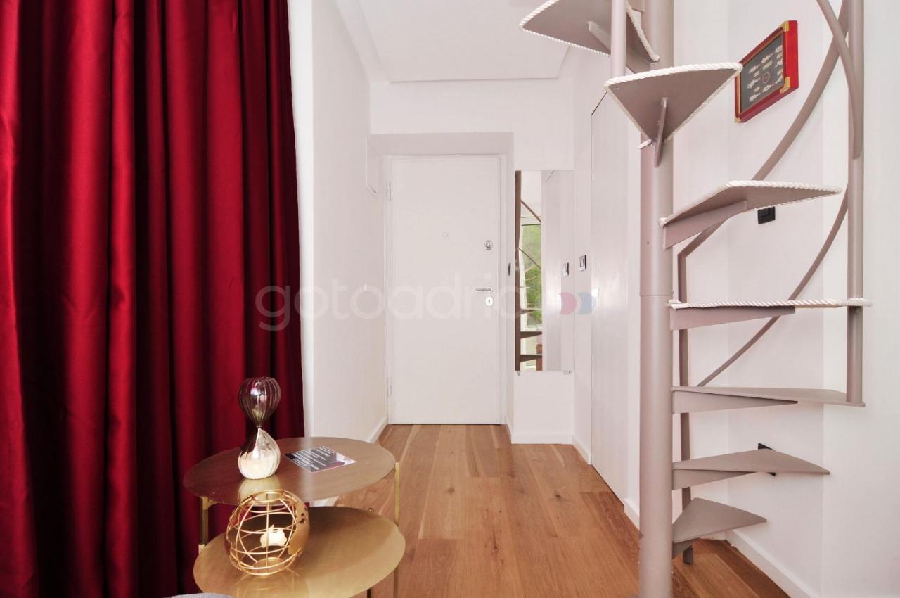Beachfront Deluxe B&B มาคาร์สกา ภายนอก รูปภาพ