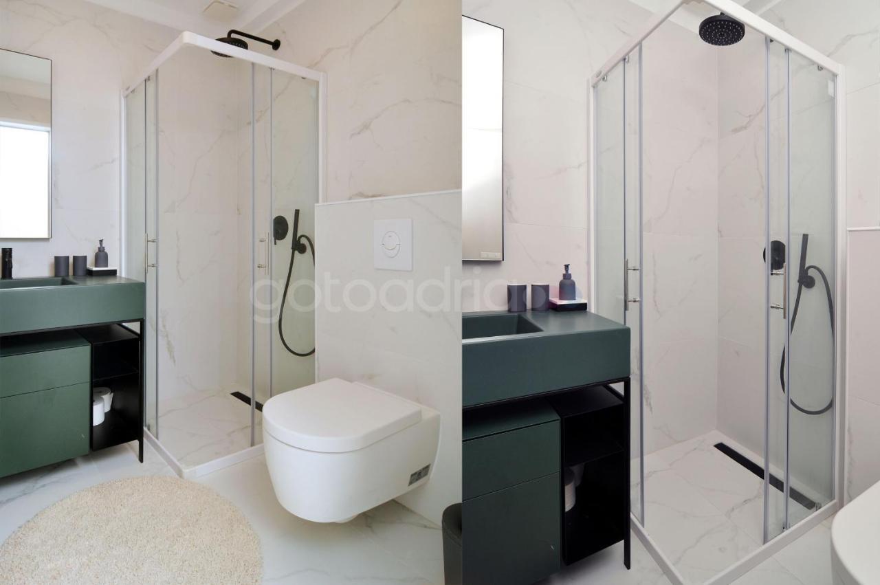 Beachfront Deluxe B&B มาคาร์สกา ภายนอก รูปภาพ