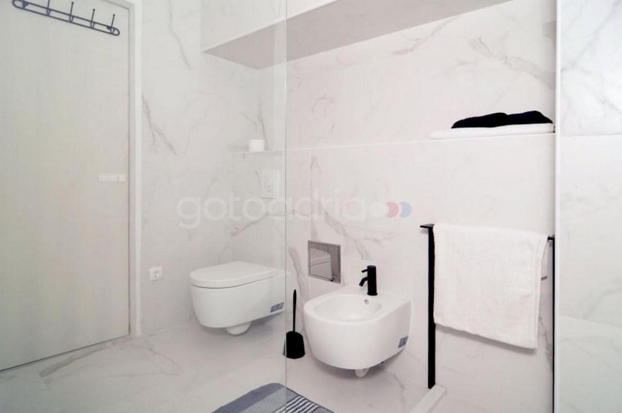 Beachfront Deluxe B&B มาคาร์สกา ภายนอก รูปภาพ